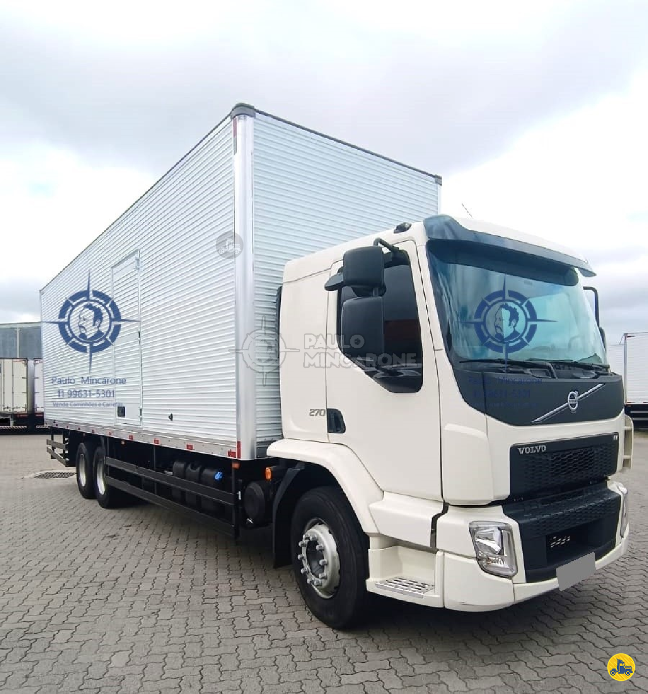 CAMINHAO VOLVO VOLVO VM 270 Baú Furgão Truck 6x2 Paulo Mincarone Caminhões SAO PAULO SÃO PAULO SP